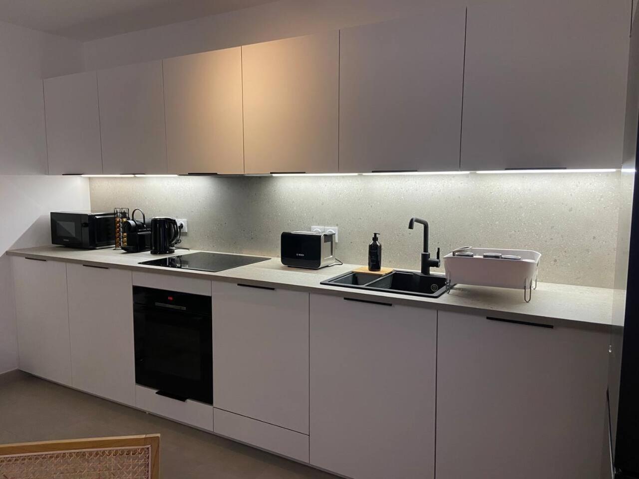 Disneyland Minimalist Lifestyle - 5 Pax Apartment Serris Exterior photo