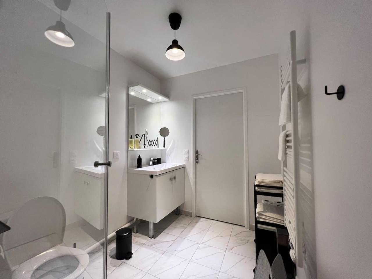 Disneyland Minimalist Lifestyle - 5 Pax Apartment Serris Exterior photo