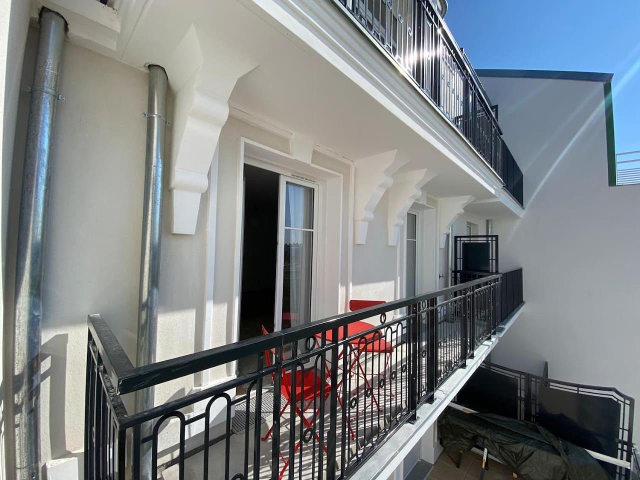 Disneyland Minimalist Lifestyle - 5 Pax Apartment Serris Exterior photo